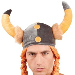 casco vikingo con pelo