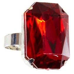 Anillo con gema roja