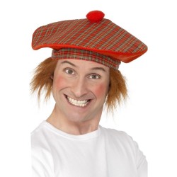 Sombrero escoces con pelo